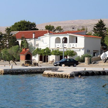 Apartments By The Sea Kustici, Pag - 6335 ซูโบวิชี ภายนอก รูปภาพ
