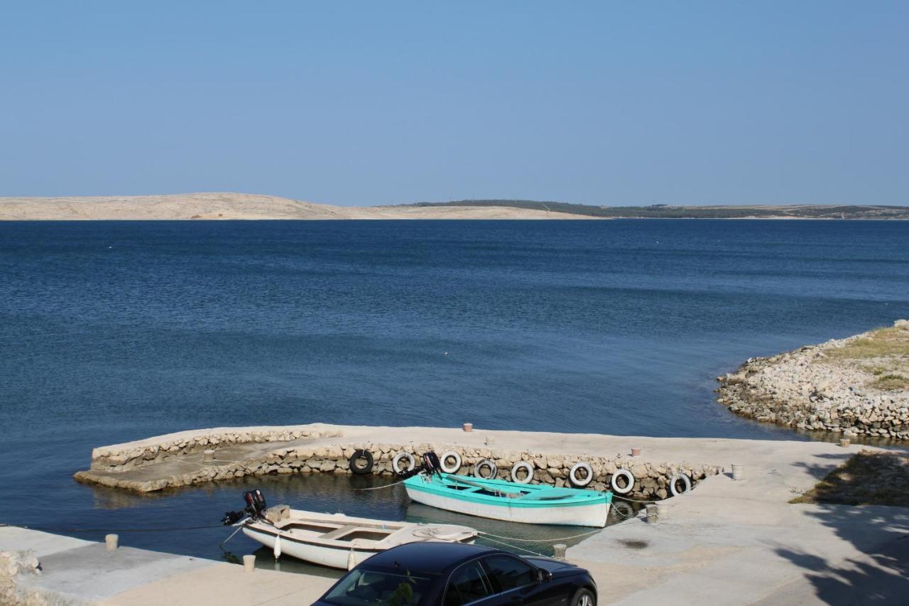 Apartments By The Sea Kustici, Pag - 6335 ซูโบวิชี ภายนอก รูปภาพ